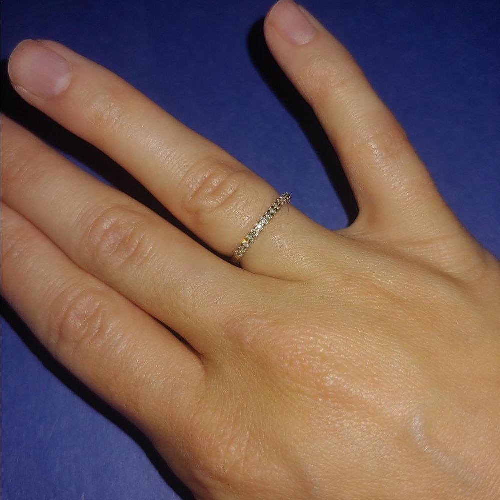 Zales 14kt white gold band with 1/6 diamond surround